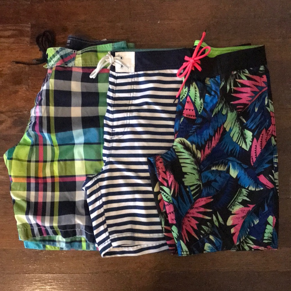 (3) Men’s Board Short / Swim Shorts